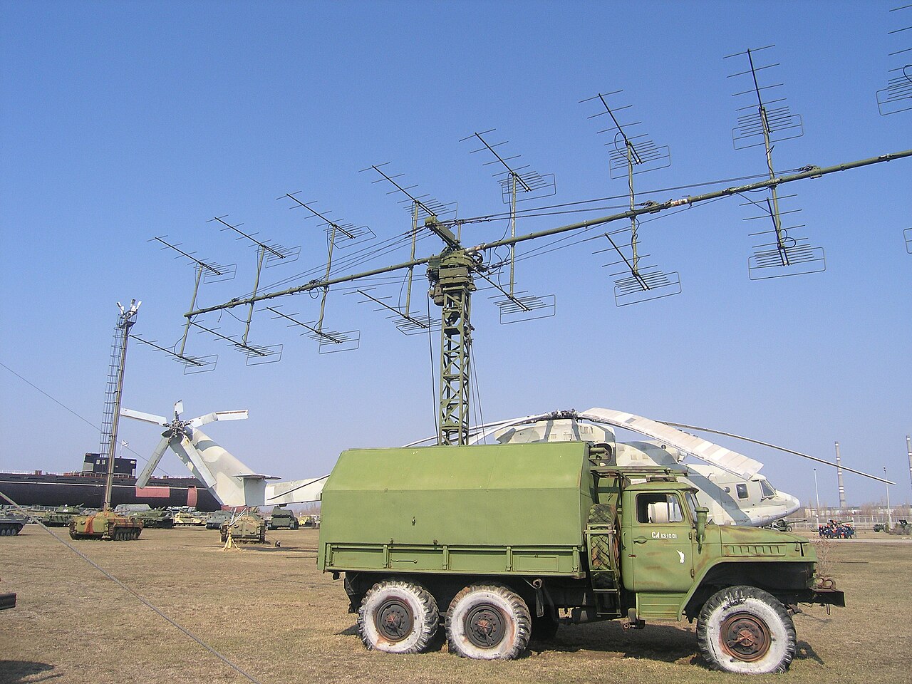 P-18 air defense radar system-1